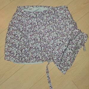 Aritizia Sunday Best Floral Skirt